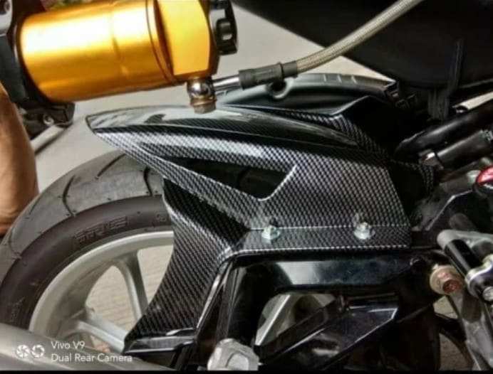 Second image of YAMAHA AEROX ACCESSORIES INDIA YAMAHA AEROX REAR TYRE HUGGER REAR TYRE FENDER CARBON TYPE 2