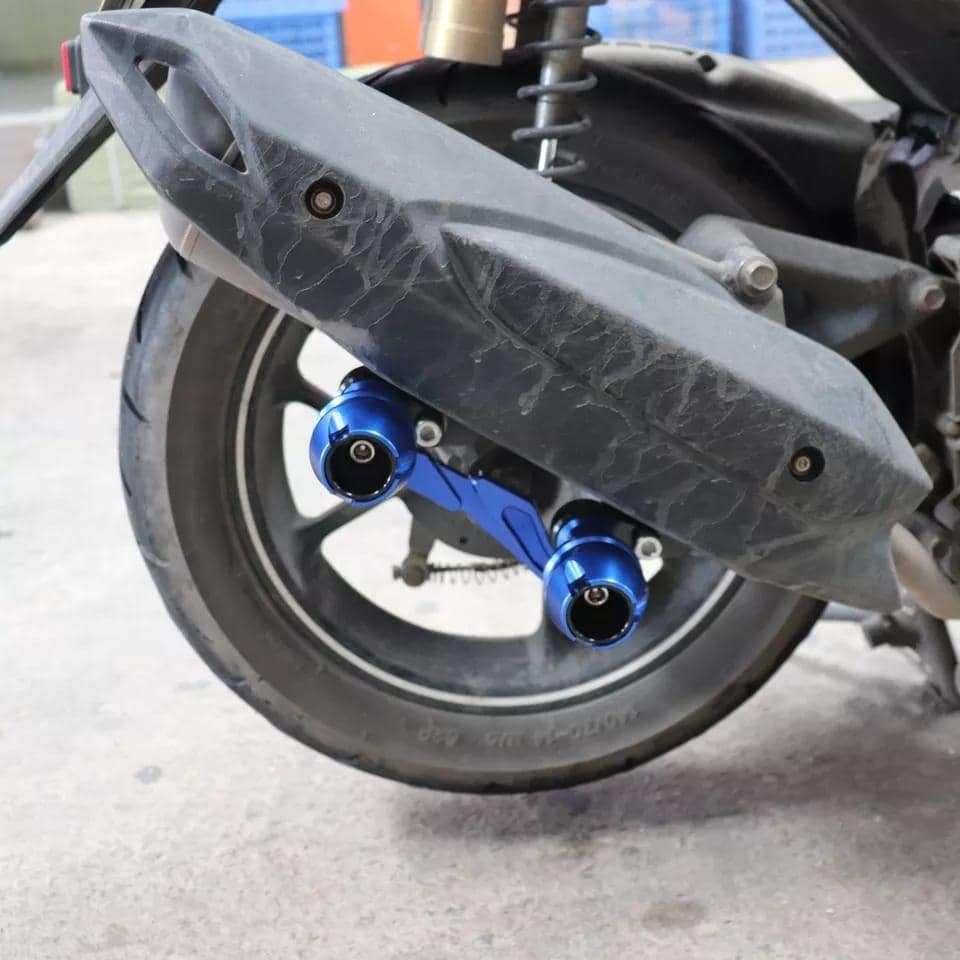 YAMAHA AEROX ACCESSORIES INDIA YAMAHA AEROX ANTI CRASH PROTECTOR EXHAUST SLIDER