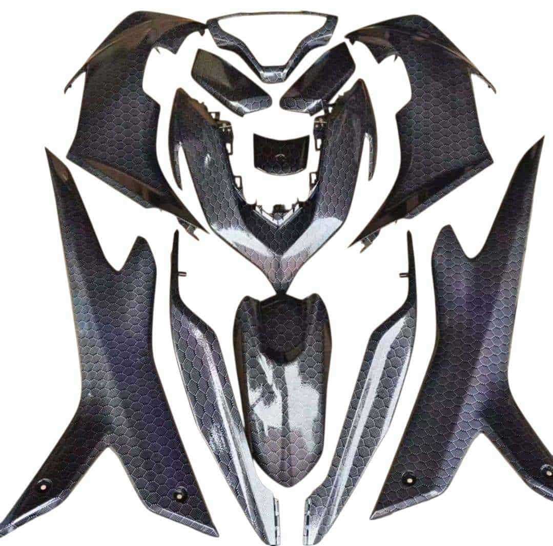 Second image of YAMAHA AEROX ACCESSORIES YAMAHA AEROX CARBON DIPPED FAIRING KIT ( CARBON )